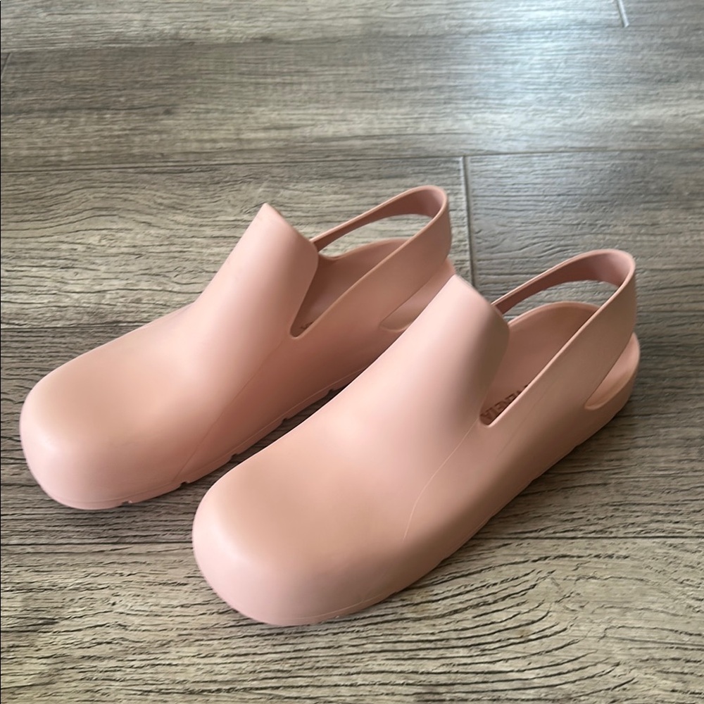 Bottega Veneta Pink Clogs - Picture 3 of 14
